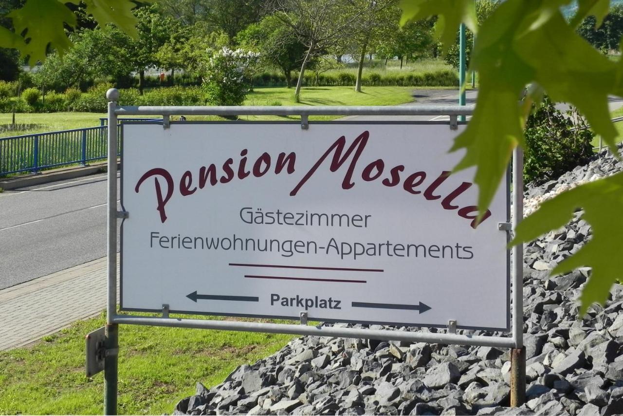 Pension Mosella, Gaestezimmer Sankt Aldegund Exteriér fotografie